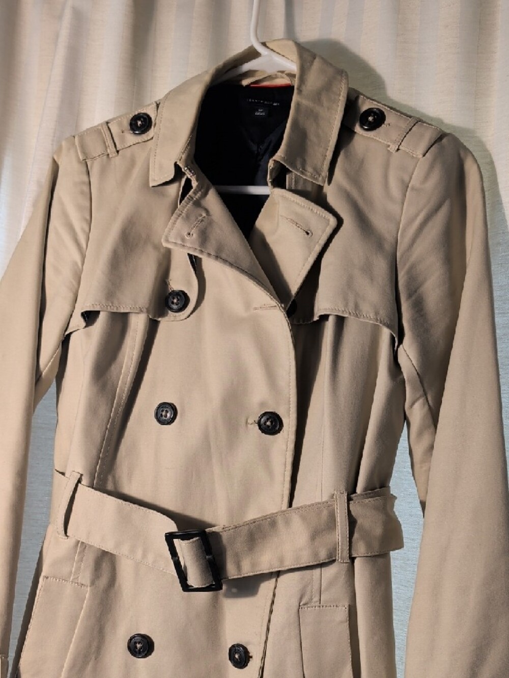 Tommy Hilfiger Tan Double-Breasted Trench Coat with Belt - Picture 3 of 8